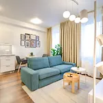Urban By Homester * ブルノ