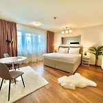 Urban By Homester Апартаменты *