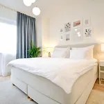 Urban By Homester *