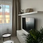 Urban By Homester