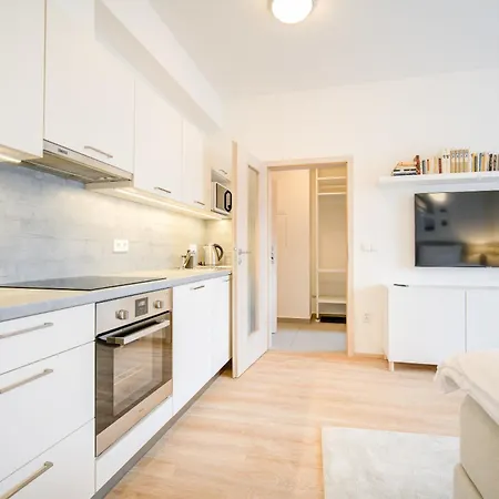 Urban By Homester Apartament
