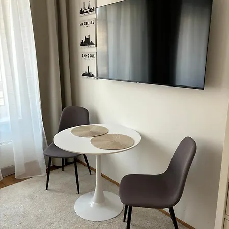 Urban By Homester Apartament *