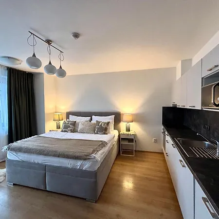 Urban By Homester Apartment *